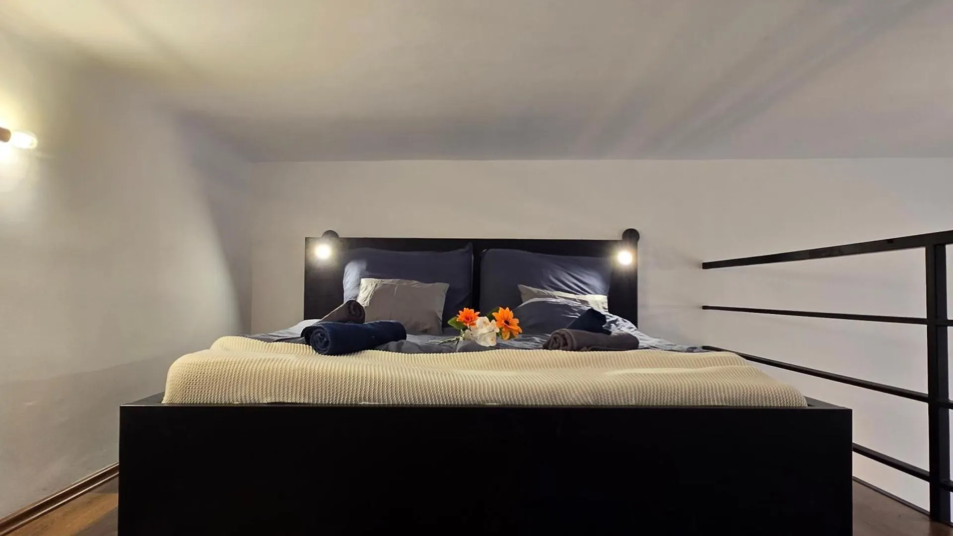 Da Vinci Loft Apartment Budapest
